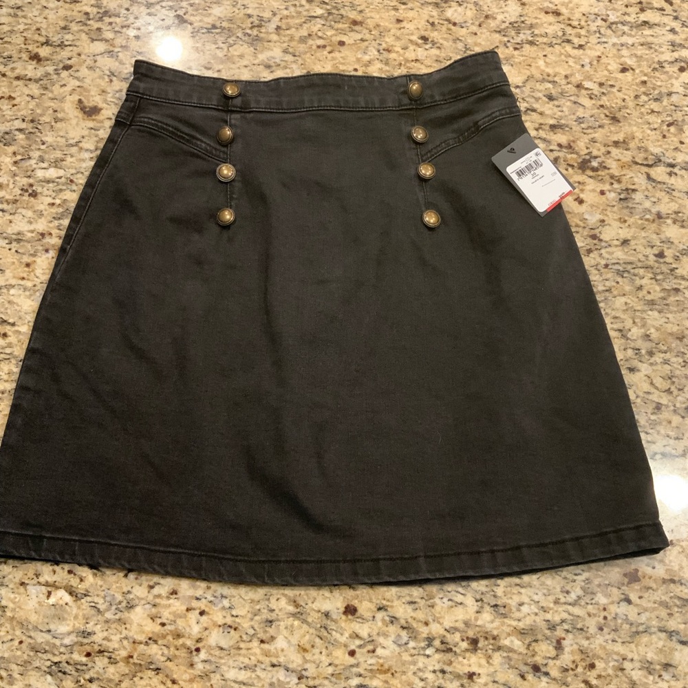 Guess skirt